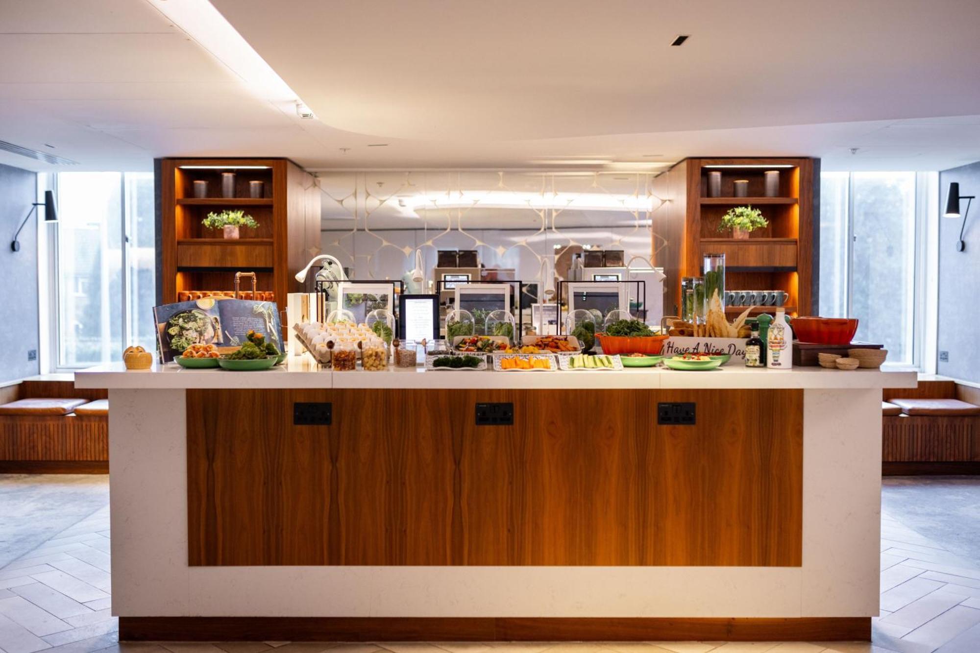 London Heathrow Marriott Hotel Hillingdon Bagian luar foto